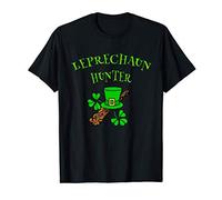LEPRECHAUN HUNTER with Shamrocks and Shillelagh Maglietta
