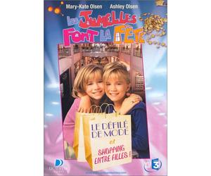 Les jumelles font la fete : le defile de mode