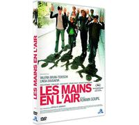 Les mains en l'air