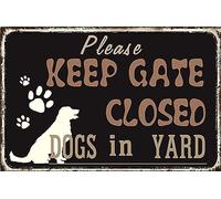 Letrero de hojalata vintage con texto "Por favor, mantenga la puerta cerrada. Se admiten perros en el patio". Ideal para jardín, granja, rancho, valla de hierro, letrero retro para puerta, regalo par