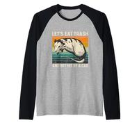 Let's Eat Trash And Get Hit By A Car Retro Vintage Opossum Maglia con Maniche Raglan