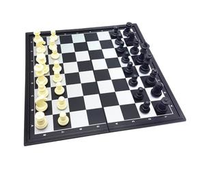 Lexibook, Chessman Classic, Scacchi magnetici e pieghevoli, 32 pezzi, Gioco da tavolo per famiglie, nero/grigio, CGM320