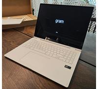 LG Gram Pro 360 16" 16T90SP-KA5HK Win11 Ultra5 Intel Arc 16GB/512GB / Express