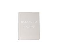 Libro Sul Tavolino da Caffè Per Spazi Equilibrati