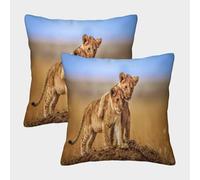 Lion Cubs Standing-Wildlife Photography Style Federe Cuscini Per Divano Decorative Art Fodere Per Cuscini Confezione Da 2 Poliestere Letto Casa Camera 40x40cm
