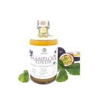 Liquore artigianale al frutto della Passione. "Passiflora Edulis" Opificio Nunquam. Liquore ottenuto con la sola polpa di frutto della passione in alcool biologico. Ml.500