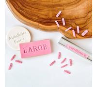 LissieLou AlphaBakes Font 1 grande timbro piastrelle lettere su una barra - maiuscola