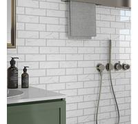 Livelynine Piastrelle Adesive Bagno Effetto Marmo Grigio Chiaro 16 Piastrelle Mattonelle Adesive Cucina Marmo Bianco Adesivi per Piastrelle Cucina 30x30CM Pannelli Adesivi per Pareti Effetto Mosaico
