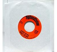 Living In The U.S.A. / Count On Me-7" 45