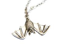 LKBEADS Collana pendente in argento sterling 925 con ciondolo di Halloween a forma di pipistrello, realistico, capovolto, simbolo di rinascita, totem spirituale | con catena da 18 pollici | placcato