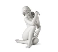 LLADRÓ Figura di Porcellana Pura Calma. Scultura Classica che Rappresenta una Donna che È Armonia, Calma e Delicatezza.