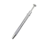 Lo strumento morbido della spugna delle unghie del timbro crea una splendida miscela di colori per manicure