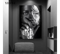 LSYALUCK Stampa artistica su tela di donna nera con lamina d'argento, dipinti di donne africane moderne per soggiorno, camera da letto, decorazioni murali (80x100cm/cornice interna)
