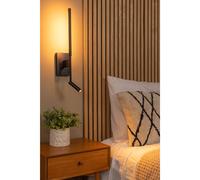 Lucide Applique da parete con doppio LED con punto di ricarica USB Finan Nero 6W [EEK: G]