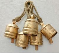 Lucky Harmony Cow Bells Set di 5 campane di Natale rustiche vintage fatte a m...