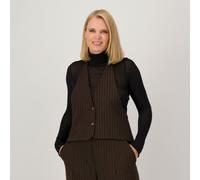 Lucrezia Sciortino Gilet gessato in punto Milano