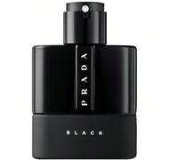 Luna Rossa Black Eau de Parfum 50 ml Una fragranza elegante maschile e raffinata, intensamente Prada. Un profumo composto da contrasti contrasti e accostamenti, che lo rendono sensuale e leggero al te