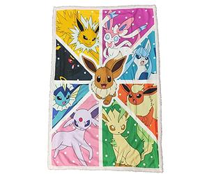 LYO HÔMADICT Plaid Sherpa Pokemon - 100 x 150 cm - Coperta in pile morbida e calda - Evoli Evolution - Qualità elevata e confortevole, licenza ufficiale