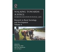 M. Bell Walking Towards Justice (Copertina rigida)