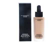 MAC Studio Waterweight Spf 30 Foundation NC30 by M.A.C
