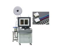 Macchina automatica per crimpatura, inserimento del connettore su un lato