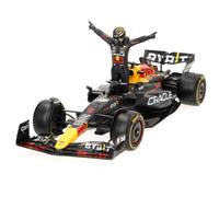 Modellino auto f1 red bull rb19 con personaggio verstappen 1:24 - bburago