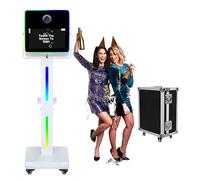 Macchina fotografica DSLR per selfie da 15,6 pollici, portatile, con touch screen, con custodia da volo, cabina fotografica a specchio con luce RGB per eventi di festa di nozze (macchina per cabina