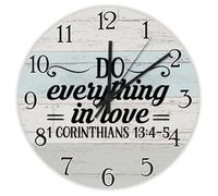 Madcolitote Do Everything in Love 1 Corinthians 13 4-5 Orologio da parete in legno con versi della Bibbia, grande orologio da parete a batteria, 38 cm, con citazione di Gesù, decorazione per camera da