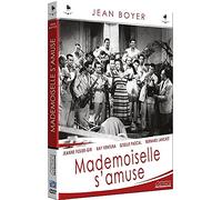 Mademoiselle s'amuse