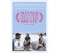 Männer zeigen Filme und Frauen ihre Brüste