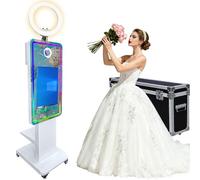 Magic Mirror Photo Booth - Cabina fotografica da 114,3 cm con touchscreen da 54,6 cm, con specchio per selfie, luce RGB e custodia da viaggio, portatile, per eventi di festa di nozze (bianco