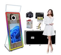 Magic Mirror Photo Booth per selfie 65" con luce quadrata, touch screen da 32", mini PC integrato, ideale per feste di compleanno, matrimoni, cerimonie (bianco, set completo)
