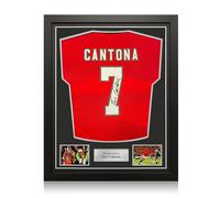 Maglia del Manchester United del 1996 autografata da Eric Cantona. Incorniciata