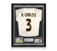 Maglia del Real Madrid 2005 autografata da Roberto Carlos. Montatura superiore