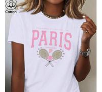 Maglietta bianca in puro cotone, con stampa "PARIS" ed elementi tennistici, impreziosita da stelle, la combinazione di colori rosa e oro è retrò e delicata, con la romantica vitalità di un circolo ten