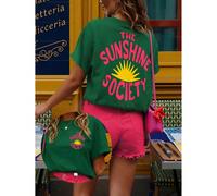 Maglietta da donna per l'estate, t-shirt a taglio dritto con tocco morbido. Caratterizzata da un design con scollo a equipaggio e collo rifinito, con maniche corte. Il suo punto forte sono i dettagli