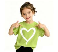 Maglietta da ragazza con grande stampa a forma di cuore. Una semplice maglietta basic per l'asilo, la scuola o come regalo amorevole.