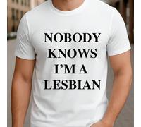 Maglietta Lesbian Pride "Nessuno sa che sono lesbica", t-shirt girocollo da uomo, 220 g/m², puro cotone, manica corta (1 pezzo) T-shirt da uomo a maniche corte e scollo tondo, casual, stampata, comoda