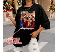 maglietta oversize personalizzata di Natale in stile Y2K per donna, carica la tua foto personale/di amici/animali domestici/famiglia/coppia, inserisci il tuo testo/benedizione/nome/messaggio significa