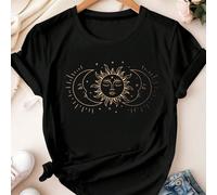 Magliette da donna con grafica di sole, luna e stelle, realizzate in taglie oversize. Ogni capo è un pezzo unico, che mostra pennellate intricante e design creativi, per indossare il tuo stile persona