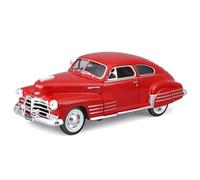 MAISTO Chevrolet Fleetline Aerosedan 1948 "Special Edition, rosso - Modellino auto 1:24, auto da collezione fedele con volante mobile, porte e cofano, dai 3 anni in su, (532921R)