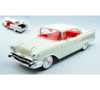 MAISTO MI31477W CHEVROLET BEL AIR COUPE' 1957 WHITE 1:18 Modellino