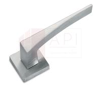 MANIGLIA CON ROSETTA E BOCCHETTA QUADRATA MODERNA PER PORTE INTERNE - SICMA H5