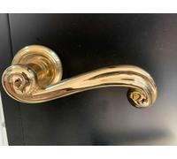 MANIGLIA FORME SERIE "RICCIO" PER PORTA CLASSICA