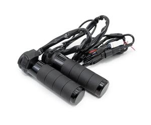 Manopole riscaldate Koso Titan-X con interruttore, compatibili Harley | Selezione temp., 5 zone, interruttore LED 5 colori, spegnimento auto, alluminio, grip morbido, nero, OEM AX068K10