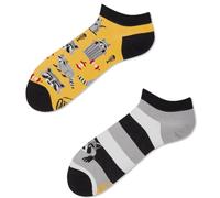 Many Mornings - Raccoon Bandit Low - Calzini Sneaker non corrispondenti - Raccoon, Nero, giallo, grigio, bianco, 35-38 US