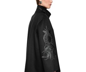 Marc Cain Giacca da Esterno in Lana 100%, Nero, con Ricami Decorativi sulle Maniche e Collo Alto (IT, Numero, 50, Regular, Regular)
