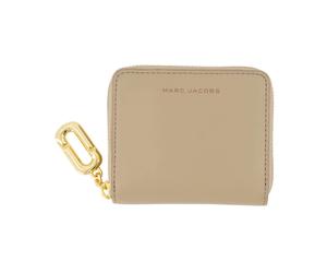 Marc Jacobs - Scene Slim Compact Wallet - - Accessories - Donna - Beige - ONE SIZE