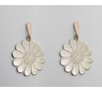 Margherita : Orecchini Pendenti in Argento 925 - Fiore Portafortuna - Fiorellino