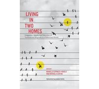 Mariella Espinoza Herold Living in Two Homes (Copertina rigida)